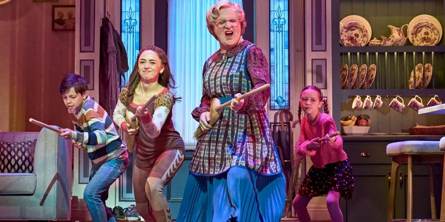 Best theatre to take the children to this half term cover photo on Stagedoor